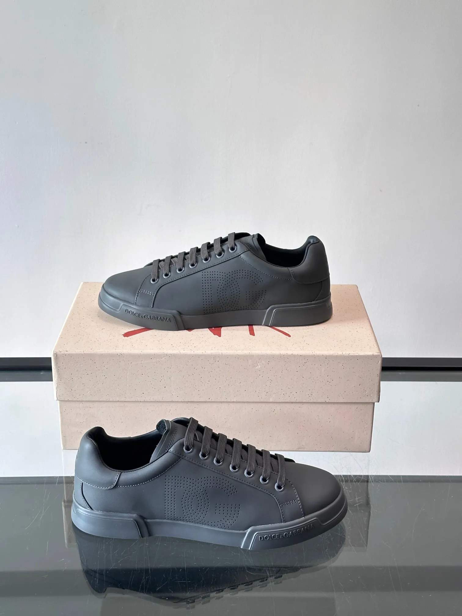 Men's men's shoes: 230💰2025 winter new top original order DG heavy industry series, imported first-layer cowhide, 5D printing embellishment, water-dyed lining, exquisite luxury, super A level! Compared with the genuine product at the counter, the version is no worse at all! Size: 38-44, customized 45